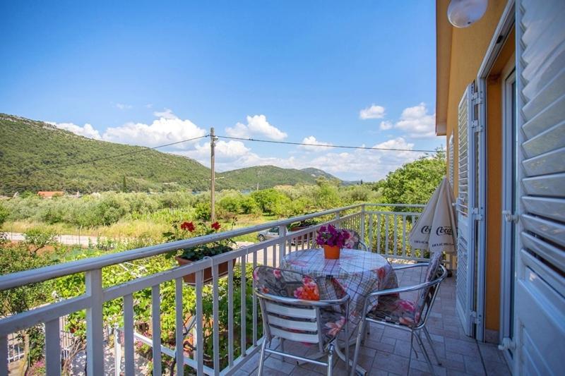 Apartment Varezic Ston Esterno foto
